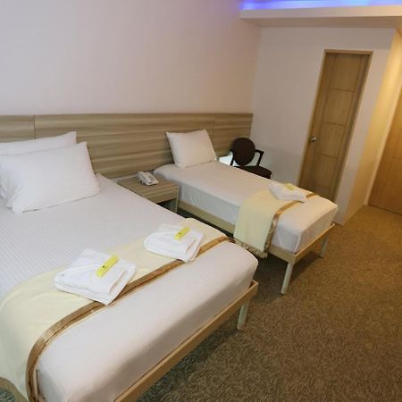 1010 Hotel Muntinlupa City Екстериор снимка